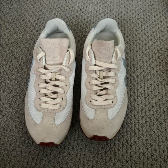 Veja athletic dad sneakers US W 7. Style Rip Branco Alveomesh. - Picture 3 of 5